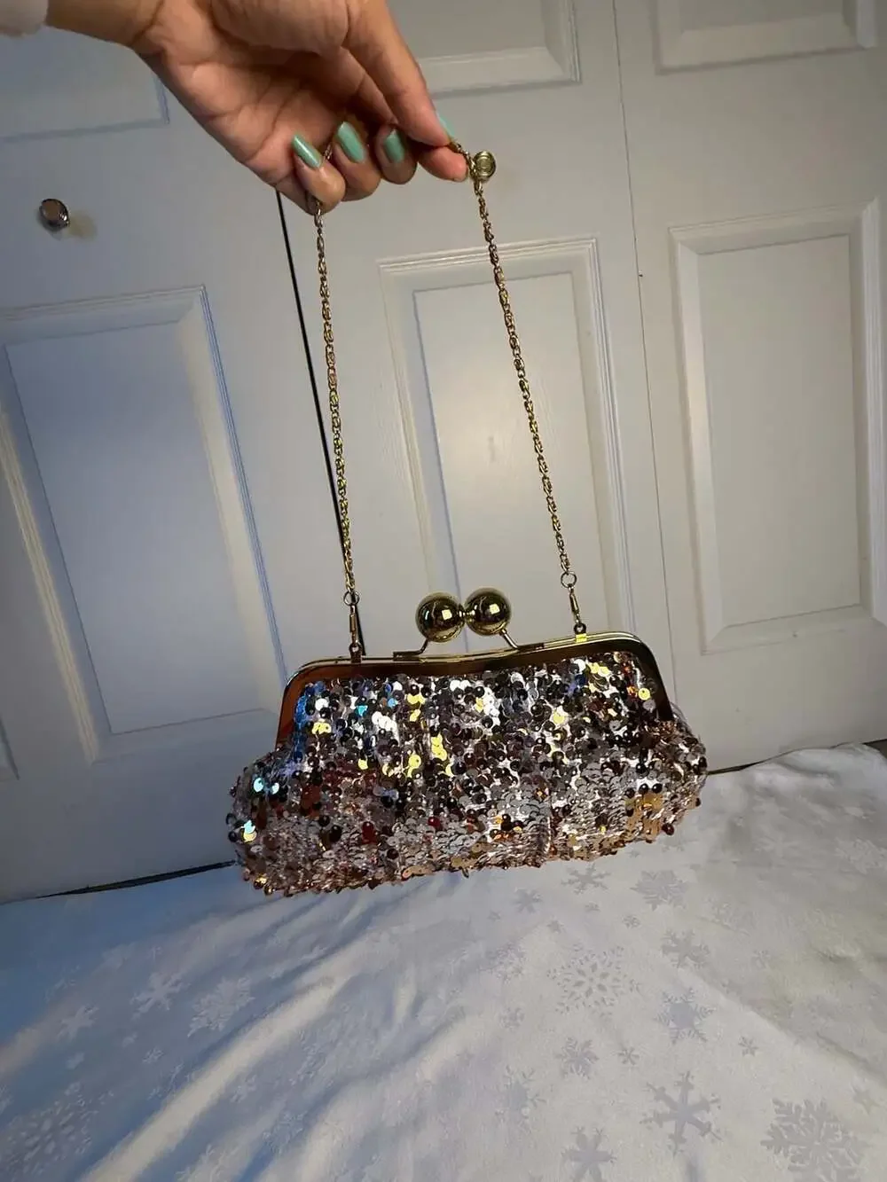 Y2K Sequin Evening Clutch Purse Gold Kiss Lock Chain Strap Disco Party Bag